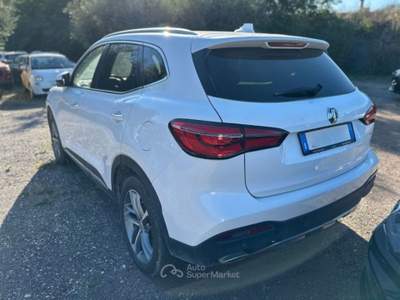 MG HS  - hs 1.5 t luxury Bianco usata Legnano