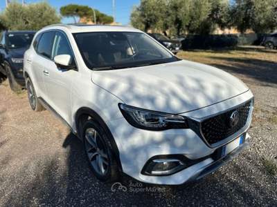 MG HS  - hs 1.5 t luxury Bianco usata Legnano