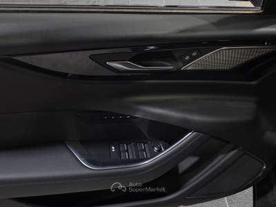 Jaguar XE  2.0d i4 mhev r-dynamic black awd 204cv auto Nero usata Firenze