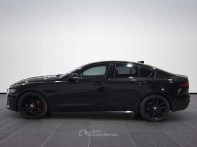 Jaguar XE  2.0d i4 mhev r-dynamic black awd 204cv auto Nero usata Firenze