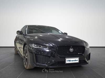 Jaguar XE  2.0d i4 mhev r-dynamic black awd 204cv auto Nero usata Firenze