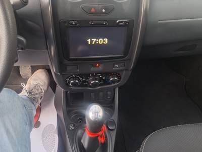 Dacia Duster Dacia duster 1.6 benzina gpl laureate Bianco usata Mirabella Eclano