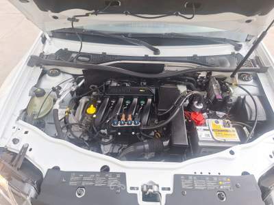Dacia Duster Dacia duster 1.6 benzina gpl laureate Bianco usata Mirabella Eclano