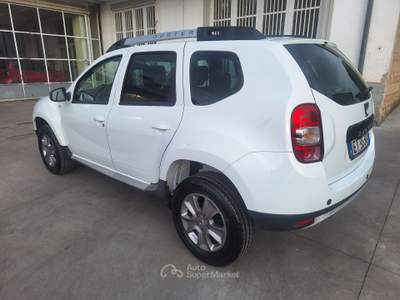 Dacia Duster Dacia duster 1.6 benzina gpl laureate Bianco usata Mirabella Eclano