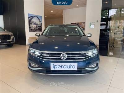 Volkswagen Passat Passat alltrack 2.0 tdi 4motion 190cv dsg Blu/Azzurro usata Bergamo