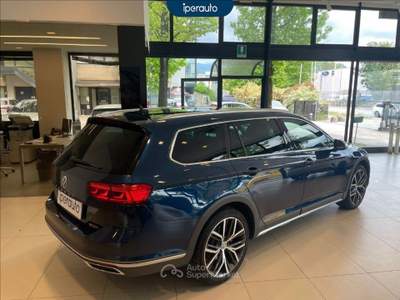 Volkswagen Passat Passat alltrack 2.0 tdi 4motion 190cv dsg Blu/Azzurro usata Bergamo
