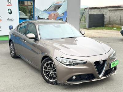 Alfa Romeo Giulia Giulia 2.2 Turbodiesel 150 CV Super Marrone usata Asti
