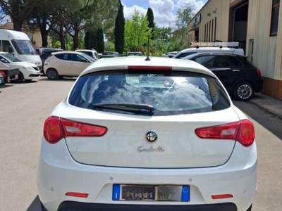 Alfa Romeo Giulietta Giulietta 1.6 JTDm-2 105 CV Distinctive Bianco usata Laterina