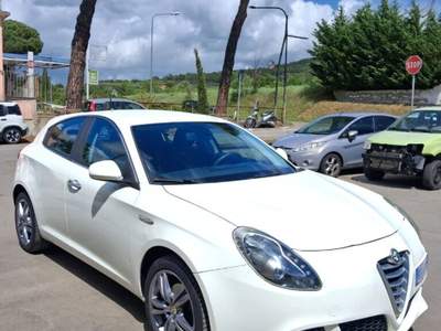 Alfa Romeo Giulietta Giulietta 1.6 JTDm-2 105 CV Distinctive Bianco usata Laterina