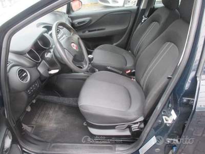 Fiat Punto 1.4 GPL 5 porte E6 Per Neopatentati usata Castiraga Vidardo