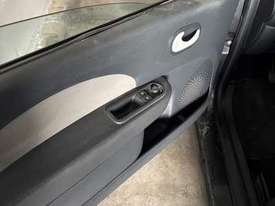 Renault Twingo Dynamique usata Livorno