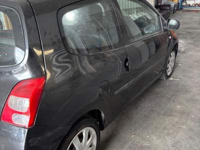 Renault Twingo Dynamique usata Livorno