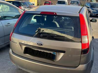 Ford Fiesta 5p. Ambiente usata Livorno