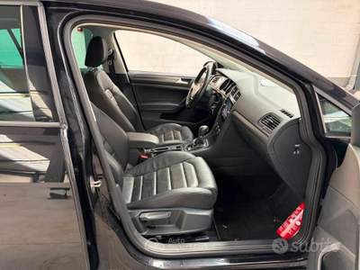Volkswagen Golf Highline 130cv dsg usata Fermo