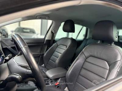 Volkswagen Golf Highline 130cv dsg usata Fermo