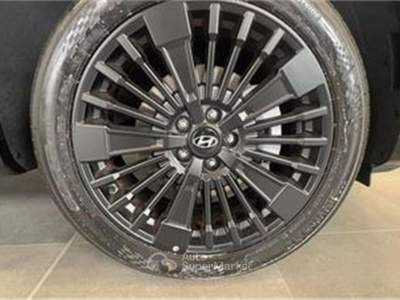 Hyundai Santamo Santa Fe 5ª serie 1.6T-GDi PHEV 4WD AT usata BARI