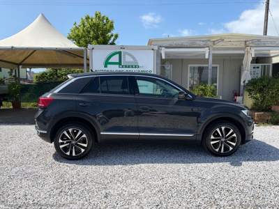 Volkswagen T-Roc T-Roc 1.0 TSI Style BMT Grigio usata Massa