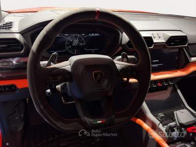 Lamborghini Urus 4.0 SE vettura ufficiale usata Arzano