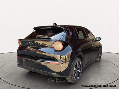 Lancia Ypsilon Hybrid e-DCT LX usata Arzano