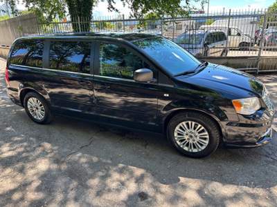 Lancia Voyager Silver 177 CV usata Bologna