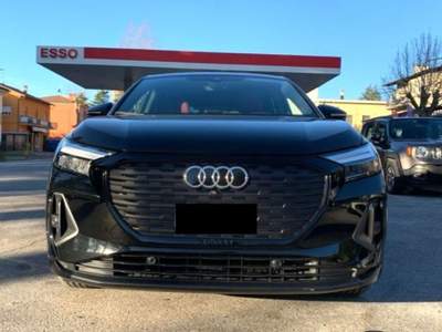 Audi Q4 Q4 SPB 40 e-tron Sline edition Nero usata Sant'Angelo in vado