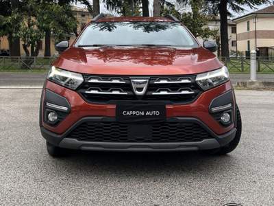Dacia Jogger 1.0 TCe 110 CV 7 posti Arancione usata Sant'Angelo in vado