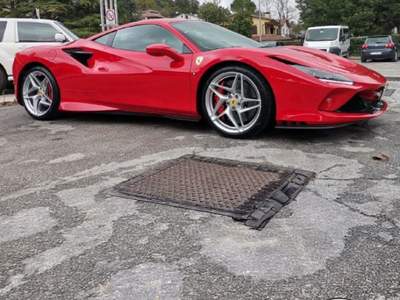 Ferrari F8 Tributo Rosso usata Sant'Angelo in vado