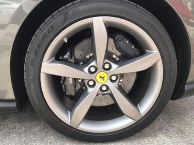 Ferrari Portofino M Carbon Grigio usata Sant'Angelo in vado