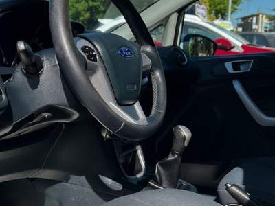 Ford Fiesta 1.4 5 porte BENZINA GPL OK NEOPATENTATI Bianco usata Sant'Angelo in vado