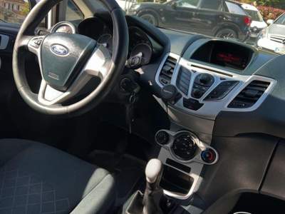 Ford Fiesta 1.4 5 porte BENZINA GPL OK NEOPATENTATI Bianco usata Sant'Angelo in vado