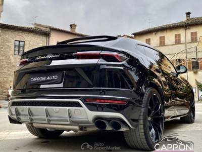 Lamborghini Urus 4.0 V8 aut. AWD 650 CV Total Black Nero usata Sant'Angelo in vado