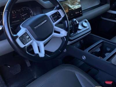 Land Rover Defender 3.0D I6 200 CV AWD X DYNAMIC Ibrido Nero usata Sant'Angelo in vado
