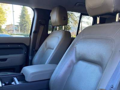 Land Rover Defender 3.0D I6 200 CV AWD X DYNAMIC Ibrido Nero usata Sant'Angelo in vado