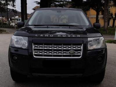 Land Rover Freelander 2.2 TD4 S.W. SE Nero usata Sant'Angelo in vado