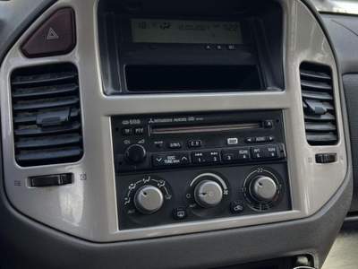 Mitsubishi Pajero 2.5 TDI 3p. BLOCCAGGIO DIFFERENZIALE Grigio usata Sant'Angelo in vado