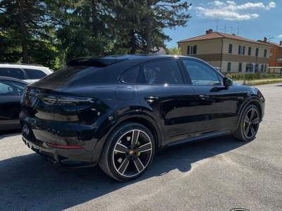 Porsche Cayenne Coupé 3.0 V6 E-Hybrid Platinum Edition ufficiale Nero usata Sant'Angelo in vado