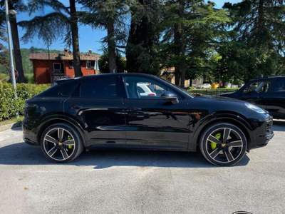Porsche Cayenne Coupé 3.0 V6 E-Hybrid Platinum Edition ufficiale Nero usata Sant'Angelo in vado