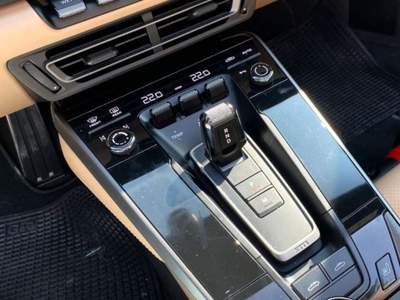 Porsche 911 992  Targa 4 Sportdesign Nero usata Sant'Angelo in vado