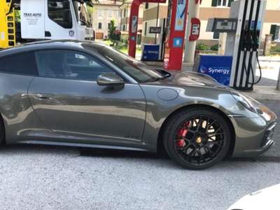 Porsche 911 Carrera 4 GTS Verde usata Sant'Angelo in vado