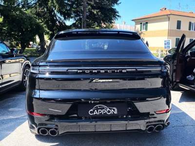 Porsche Cayenne Coupé 3.0 V6 E-Hybrid Nero usata Sant'Angelo in vado