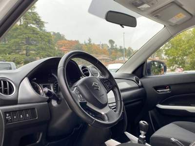 Suzuki Vitara 1.6 DDiS 2WD Bianco usata Sant'Angelo in vado