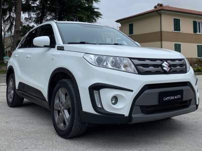 Suzuki Vitara 1.6 DDiS 2WD Bianco usata Sant'Angelo in vado