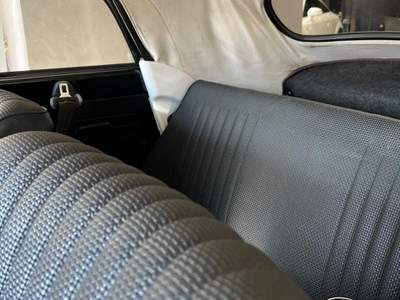Volkswagen Maggiolino Maggiolone Karmann 1.3 CABRIO - RESTAURATO Nero usata Sant'Angelo in vado