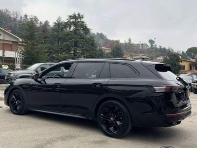 Volkswagen Passat 2.0 TDI 150 CV R-Line PROMO Nero usata Sant'Angelo in vado