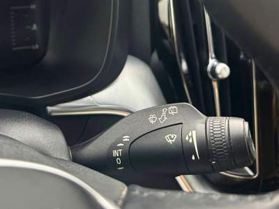 Volvo XC60 D4 AWD Nero usata Sant'Angelo in vado