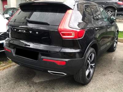 Volvo XC40 D4 AWD Geartronic R-design PROMO Nero usata Sant'Angelo in vado