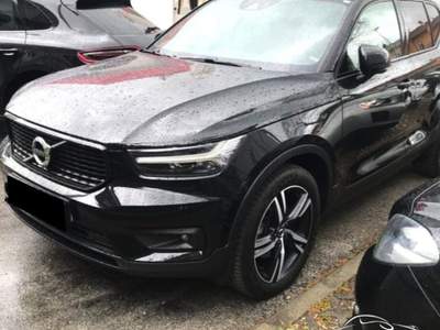 Volvo XC40 D4 AWD Geartronic R-design PROMO Nero usata Sant'Angelo in vado