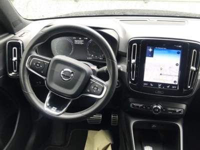 Volvo XC40 D4 AWD Geartronic R-design PROMO Nero usata Sant'Angelo in vado