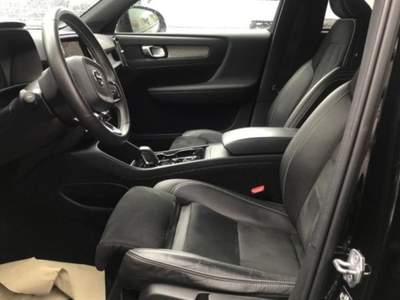 Volvo XC40 D4 AWD Geartronic R-design PROMO Nero usata Sant'Angelo in vado