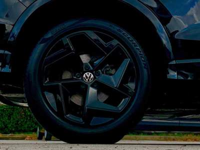 Volkswagen Tiguan 2.0 TDI 193 CV DSG 4MOTION R-Line Nero usata Sant'Angelo in vado